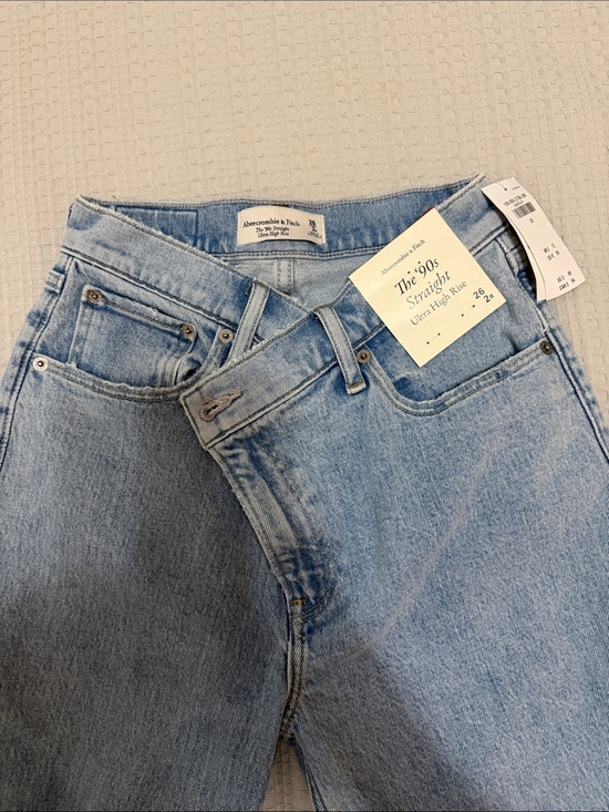 Abercrombie & Fitch Denim - Abercrombie & Fitch Light Blue Straight High-Rise Jeans